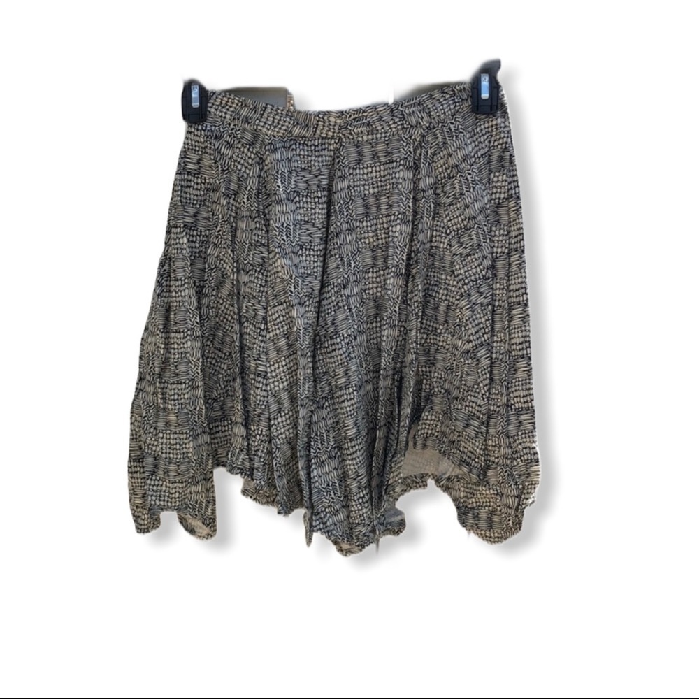 Ecote‎ Skirt - Picture 9 of 9